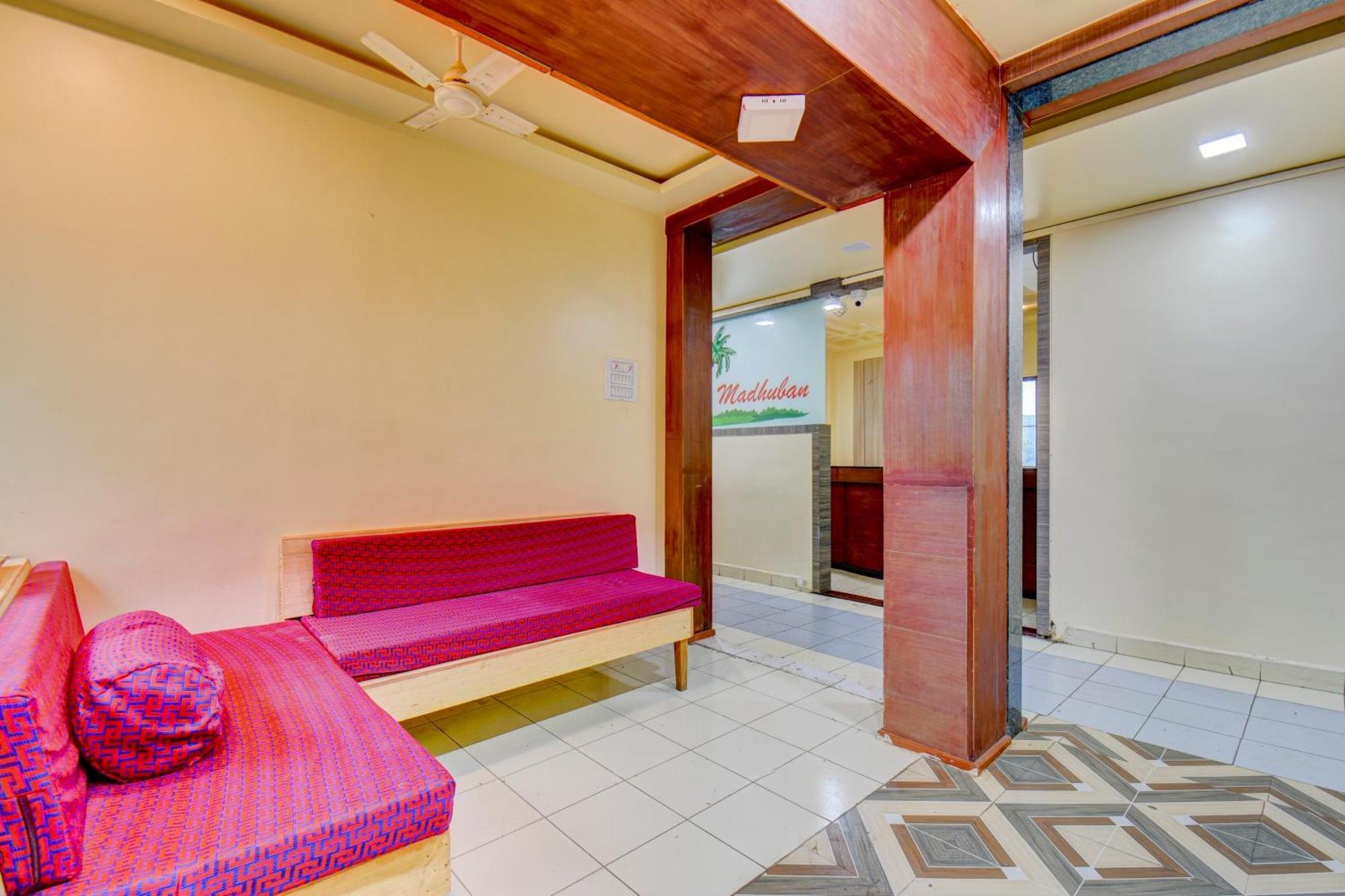 Collection O Madhuban Resort Gorhe Khurd Zewnętrze zdjęcie